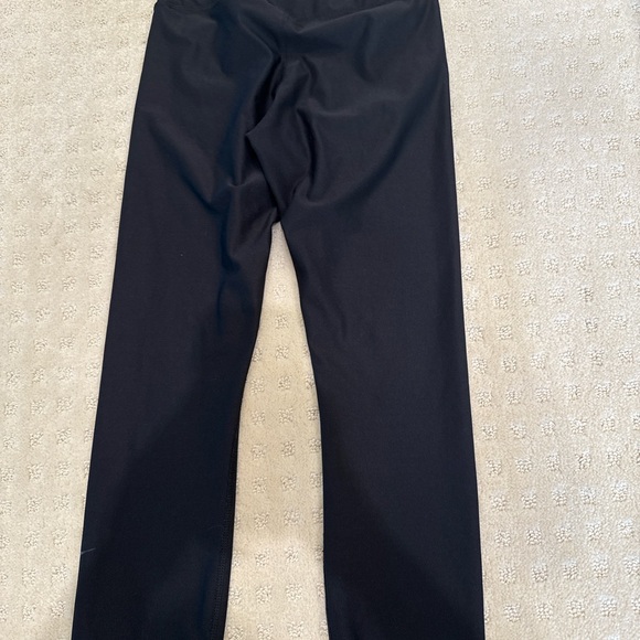 Nike Dri-FIT Black High Rise Capri Leggings | XS - Picture 5 of 5